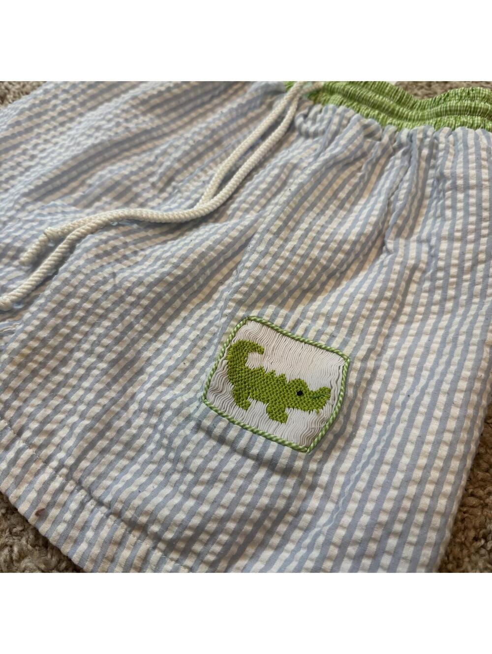 Smock Monkey Size 5 Boys Alligator Seersucker Shorts